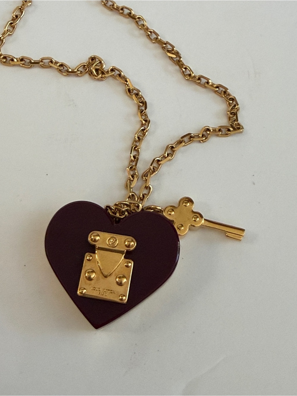 Louis Vuitton Gold Chain Necklace with Burgundy Heart Padlock - Picture 9 of 16